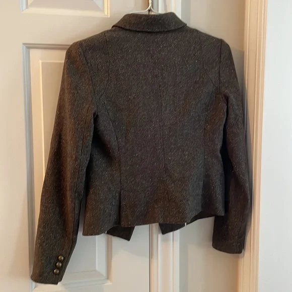 Banana Republic brown tweed blazer, double breasted. One button closure - Picture 6 of 9